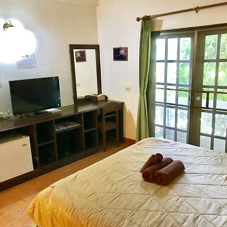 Bon Ca Va Hotel Chiang Mai Buitenkant foto