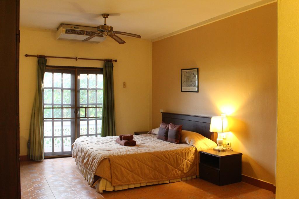 Bon Ca Va Hotel Chiang Mai Buitenkant foto