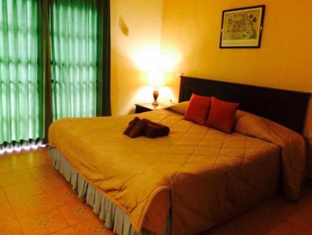 Bon Ca Va Hotel Chiang Mai Buitenkant foto