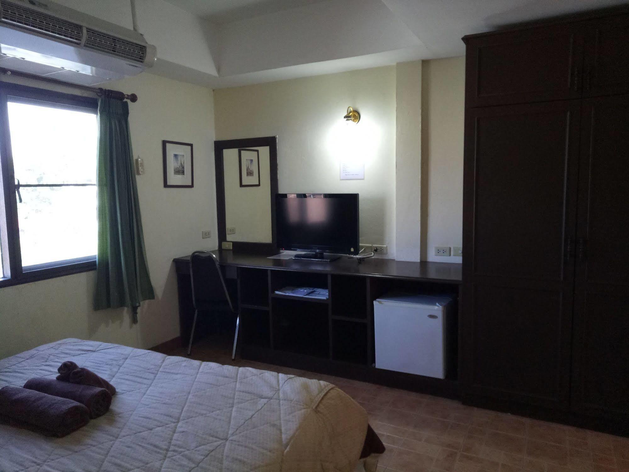 Bon Ca Va Hotel Chiang Mai Buitenkant foto