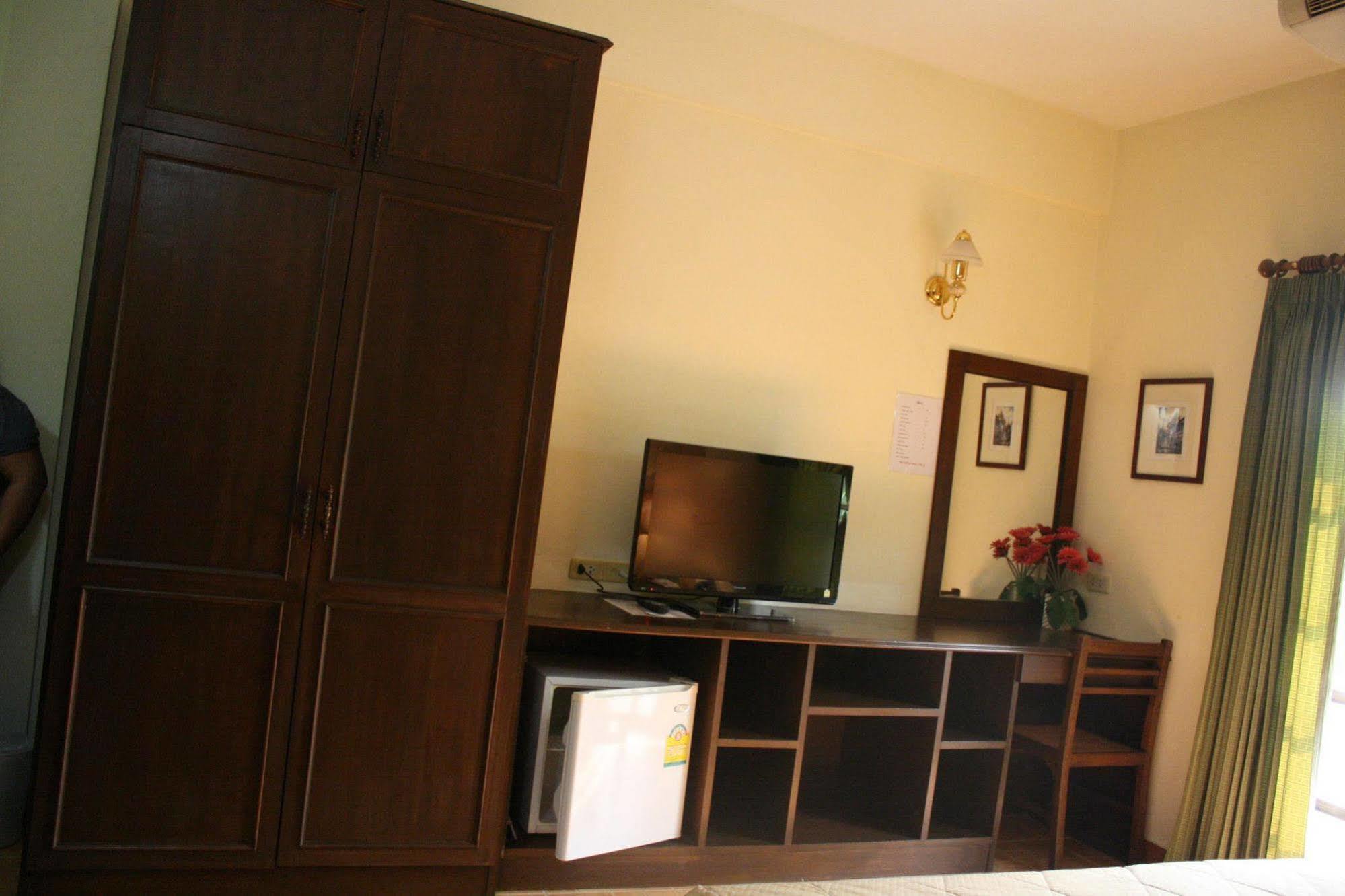Bon Ca Va Hotel Chiang Mai Buitenkant foto